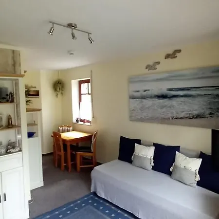 Gemuetliche Bi-uns Lejlighed Gustow (Vorpommern-Rugen)