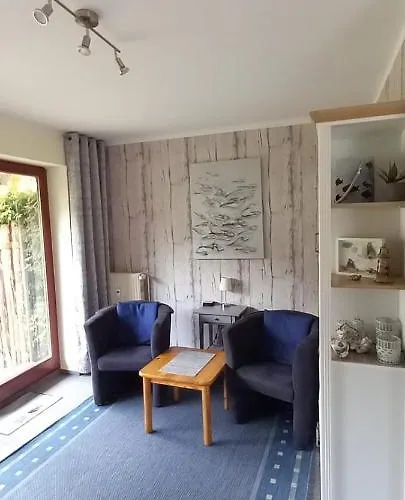 Gemuetliche Bi-uns Gustow (Vorpommern-Rugen)